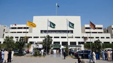 پارلیمنٹ ہاؤس میں اپوزیشن اتحاد کے اجلاس میں گورنر راج اور لانگ مارچ پر مشاورت